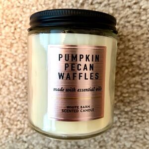 New B&BW Pumpkin Pecan Waffles single wick candle.